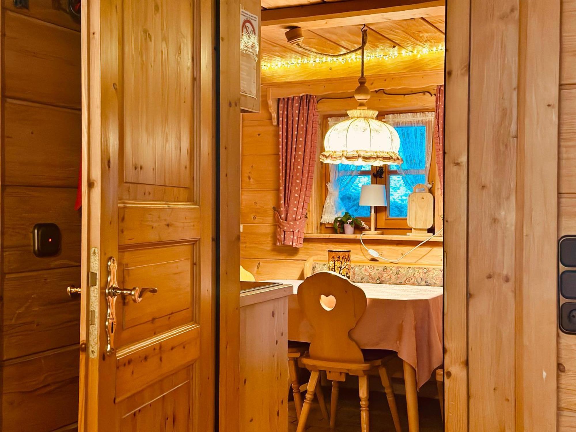 Almbruennerl Die Almhuette Auf Der Raffner Alm Ruhpolding Exterior photo